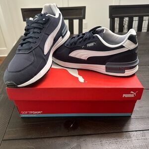 Puma Blue and White Sneakers Retro-Inspired Design